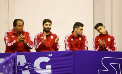 Εύκολα το 3/3