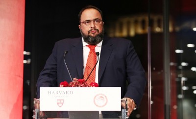 Το ποδόσφαιρο στην υπηρεσία της ανθρωπότητας!