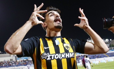 Όντως, διαφορετικό να είσαι ΑΕΚ!