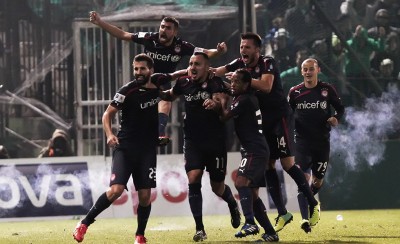 Τα... γλέντια του Θρύλου στη Λεωφόρο (videos)