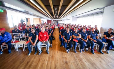 Οι Σχολές του Ολυμπιακού σε... διάταξη (photo)