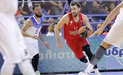 Χτύπησε ο Μάντζαρης!
