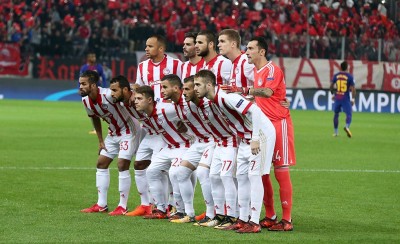 Δεν παίζει με Πλατανιά, αλλά με ένα ολόκληρο σύστημα!