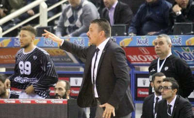 Τους πήραν τα διαρκείας γιατί έκαναν κριτική στον Παπαθεοδώρου!