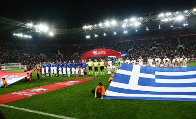 Απίστευτο! Οπαδοί του Ολυμπιακού αποδοκίμασαν στον εθνικό ύμνο της Σουηδίας...