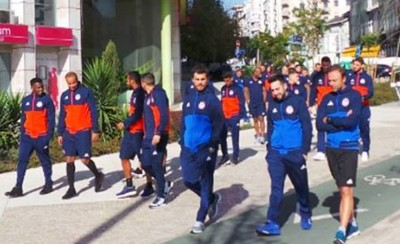 Βόλτα πριν την προπόνηση (video)