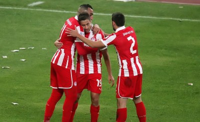 Συνηθισμένοι στα... τέσσερα! (Video)
