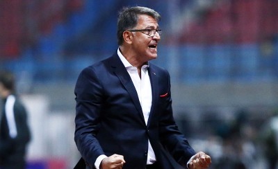 Εντάξει είμαστε; Εντάξει είμαστε...