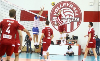 Ολυμπιακός-Παναχαϊκή LIVE 3-0 σετ (τελικό)