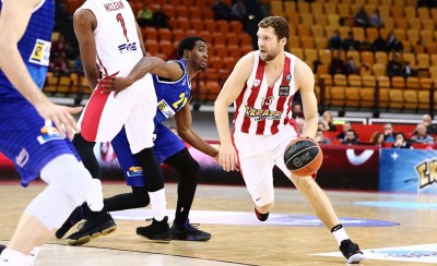 Δεύτερη καλύτερη επίδοση στα τρίποντα!