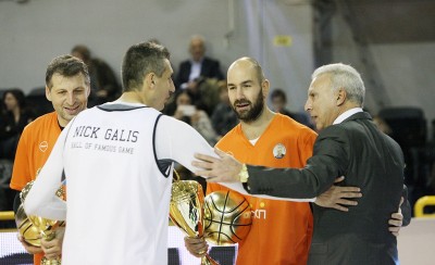 Δεν μας είπε ποιος τον έκανε να το κόψει...