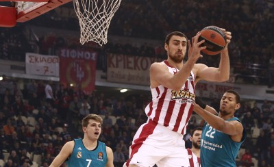 Ευχές σε Μιλουτίνοφ