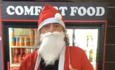 Επικό βίντεο: Ο Τάκης ντύθηκε Άγιος Βασίλης!