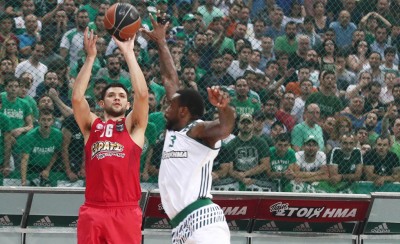 Εκεί βλέπουμε Θρύλο