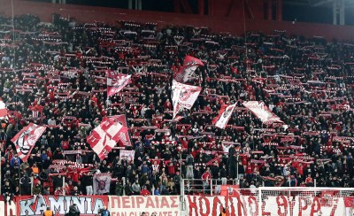 Δίπλα στην ομάδα για το νταμπλ!