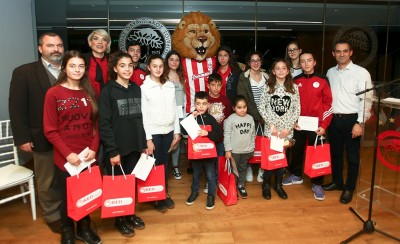 Έκοψαν την πίτα τους και οι Ακαδημίες