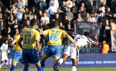 Δείτε εδώ το πέναλτι 