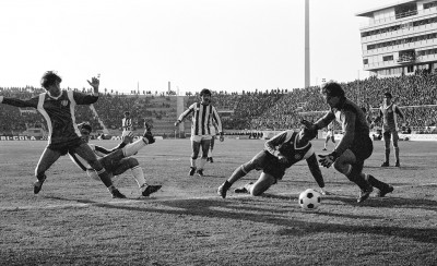 Όταν ο Αναστόπουλος... μάτωνε τα δίχτυα! (Video)