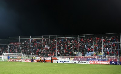 Κανονικά με τον κόσμο του ο Θρύλος