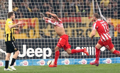 Η παράδοση με ΑΕΚ