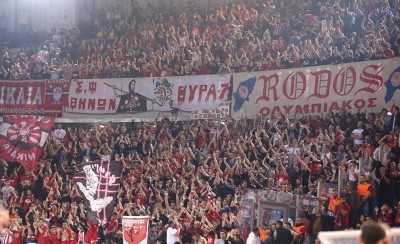 Δίπλα στην ομαδάρα ο κόσμος!