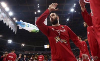 Τα σπέσιαλ παπούτσια του αρχηγού! (photos)