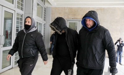 Αναβολή και περιοριστικοί όροι