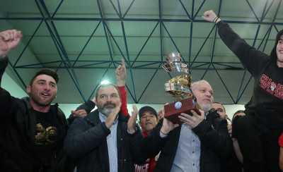 Το σήκωσε και ο πρόεδρος!