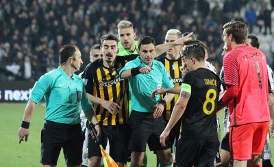 Είναι τρομερό που κάποιοι ακόμη ασχολούνται με το οφσάιντ!