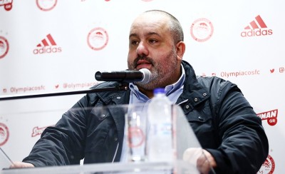 Μοιράζει πόνο ο Καραπαπάς! (Photo)
