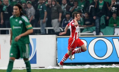 Αγάλματα στο ΟΑΚΑ με το 