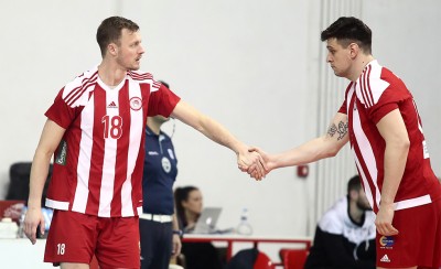 Με τα ερυθρόλευκα στη 