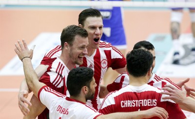 Αρχίζει την προετοιμασία