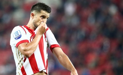 Ξεσήκωσε το Καραϊσκάκη και φίλησε τον Δαφνοστεφανωμένο!