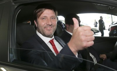 Η πρώτη 