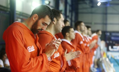 Μαθαίνει κόντρα σε ποιον θα σηκώσει την κούπα