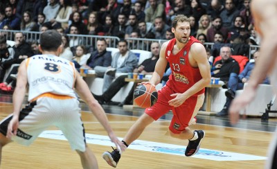 Ζέσταμα για τα πλέι οφ