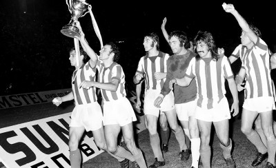 Τεσσάρα με ξένους διαιτητές