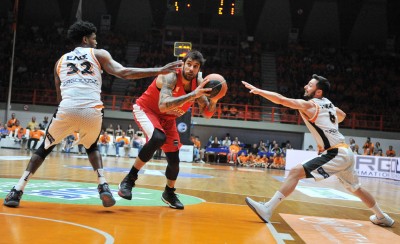 Διπλό... προσπέρασμα από Πρίντεζη