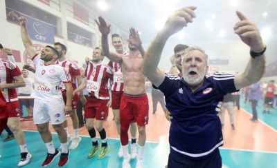 Έτσι γιορτάζει ο Πειραιάς! (video)