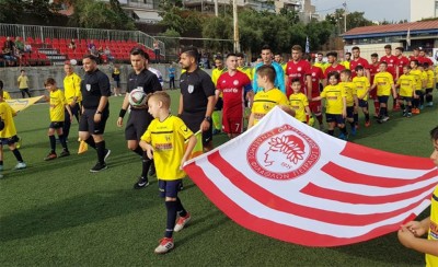 Τίμησε τον Βαγγέλη Μαρινάκη