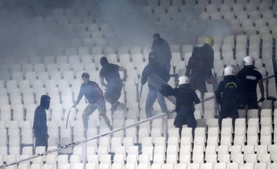 Μαρτυράνε μόνοι τους! Κανάλι της ΑΕΚ δείχνει τα επεισόδια