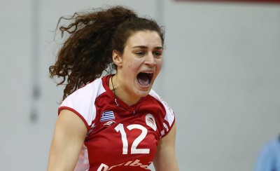 Και τρεμπλούχα, και φωνάρα! (video)