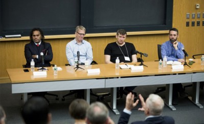 Επίλογος, με τη σκέψη από τη Βοστώνη, στο μέλλον