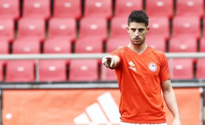 Μένει Ελλάδα ο Μιραλάς! (photo)