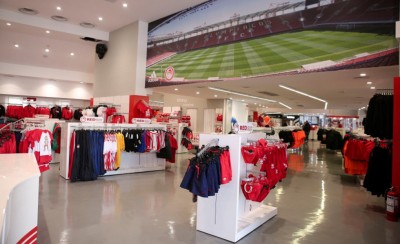 Το καλοκαιρινό ωράριο του RED Store