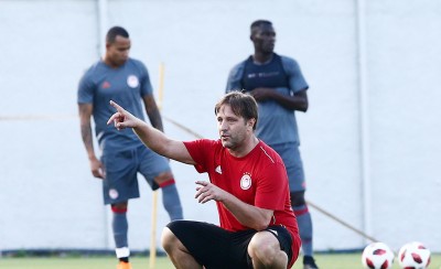 Οι οδηγίες του Μαρτίνς και τα κολπάκια του Καμαρά