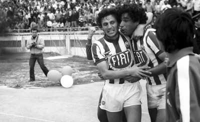 Του έριξε δύο τεμάχια, πήρε το πρωτάθλημα