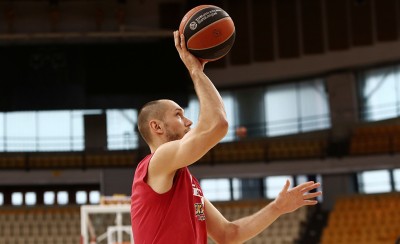 Στα υπόψιν της Βαλένθια ο Τιλί