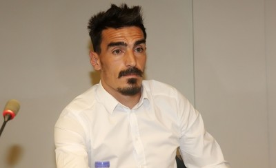 Τους έβαλε στη θέση τους ο Λάζαρος!